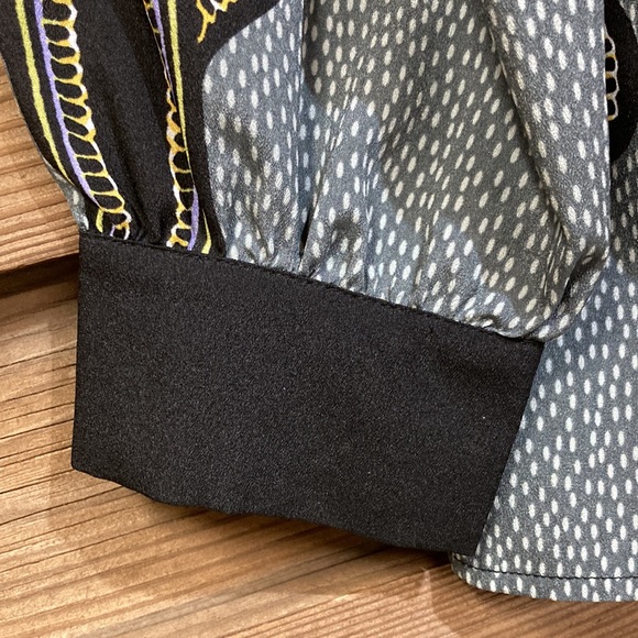 Bob Mackie Wearable Art - Picture 5 of 10